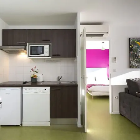 Apart Otel Nemea Toulouse Constellation 4*