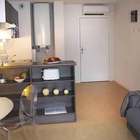 מלון דירות Nemea Toulouse Constellation 4*